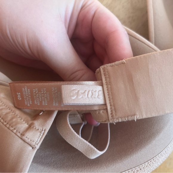SKIMS T-shirt Demi bra wireless form 34D - Picture 6 of 7
